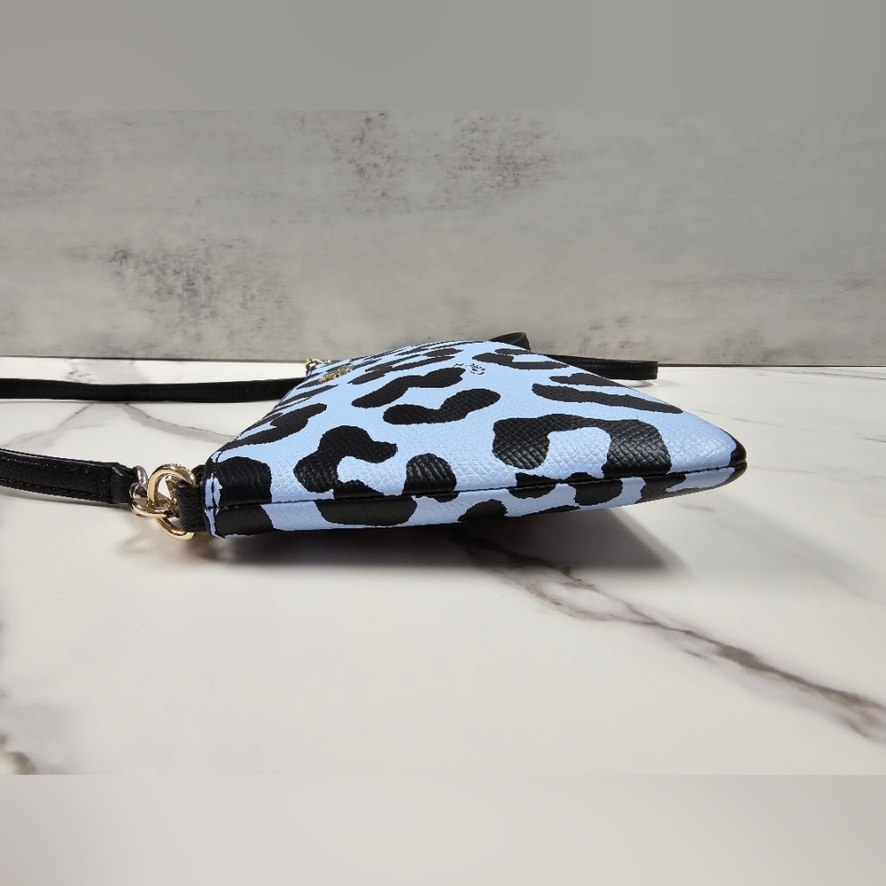 Coach Light Blue And Black Leopard Zipper Clutch/Crossbody - Picture 6 of 8